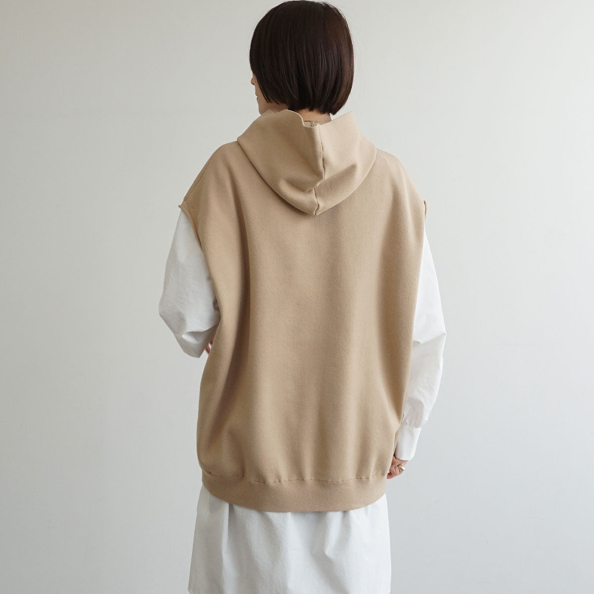 ニットフーディーベスト