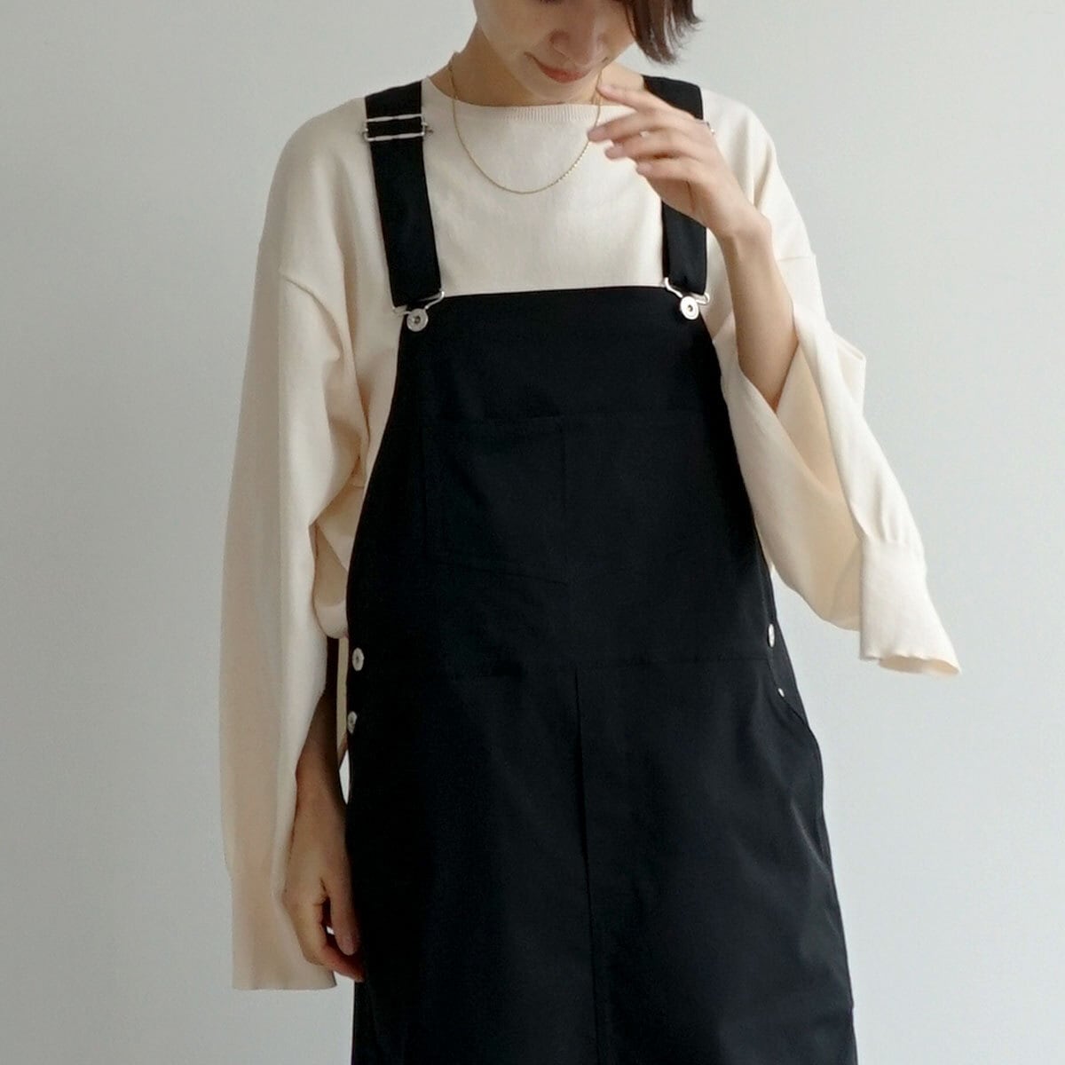 袖スリット開きファインニット