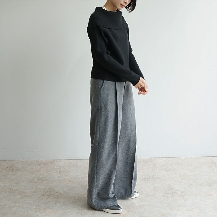 オフショルダーニット