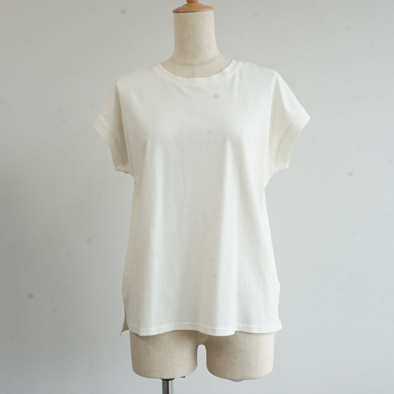 フレンチ袖Tシャツ