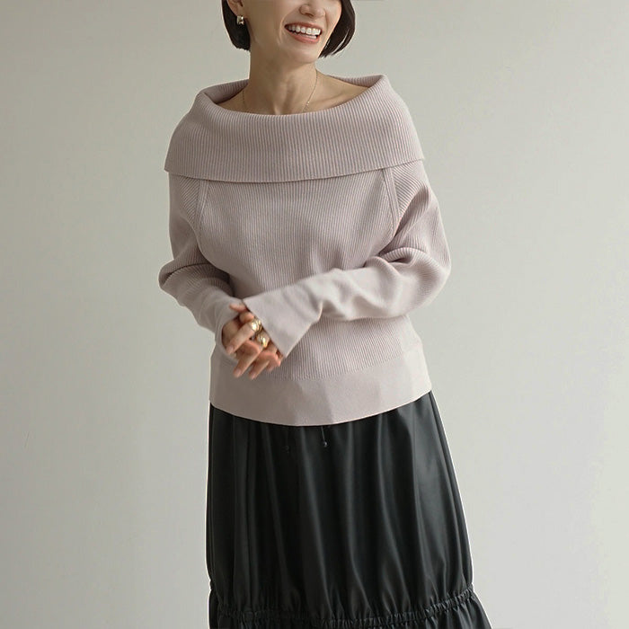 オフショルダーニット