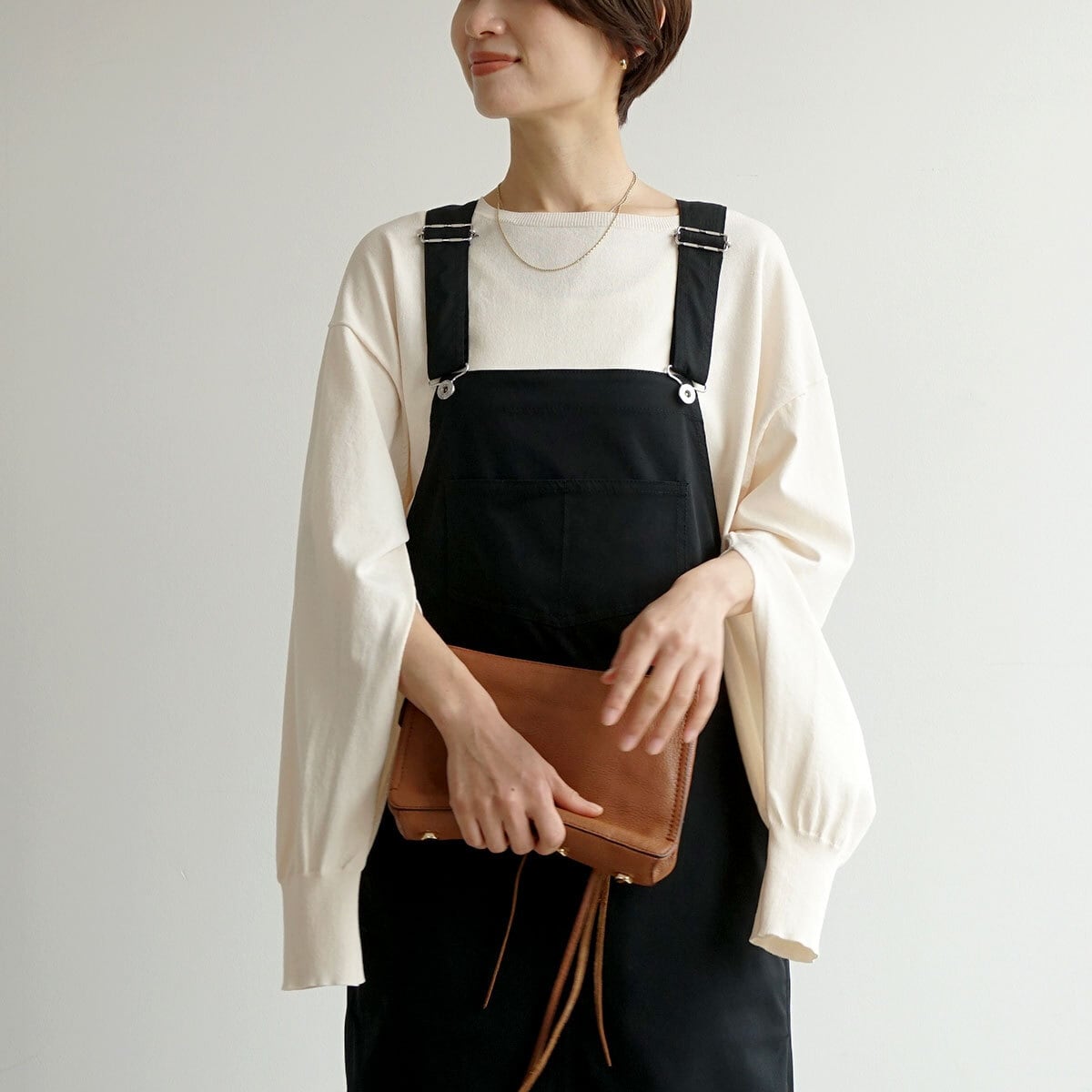袖スリット開きファインニット